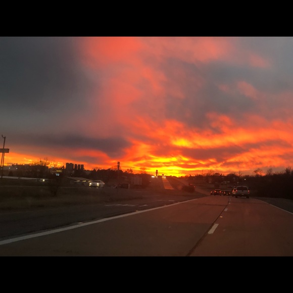 Meet your Posher, Josue - Picture 1 of 1